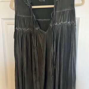 POL Dark Gray Sleeveless Blouse